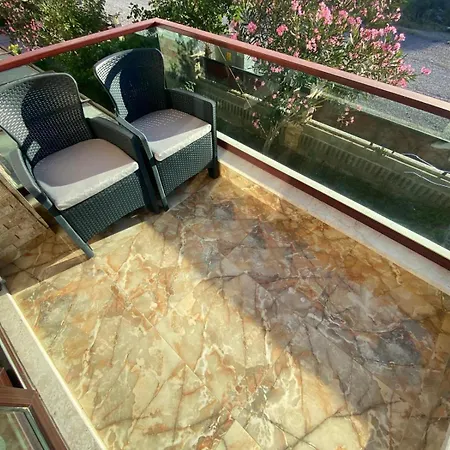 Villa Dogayla Ic Ice